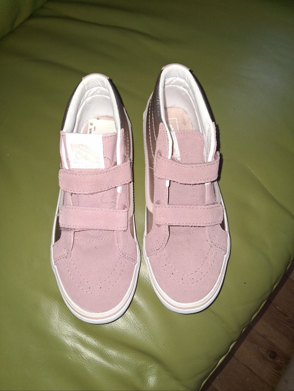 VANS  Sk8-Mid Reissue V Metallic Pop Pink NEW size  5.5 Girls Sneakers NeW